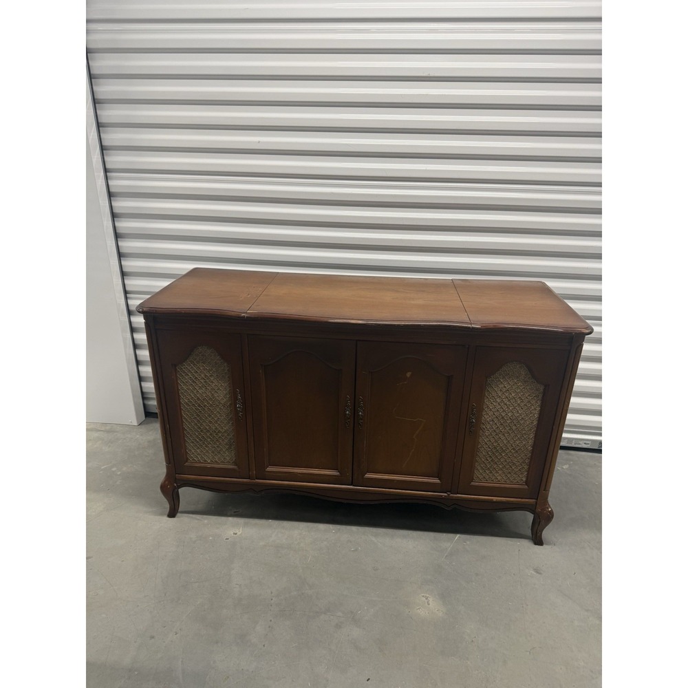 1965 The Fisher Custom Electra VIII E-490 Stereo Console Radio Turntable